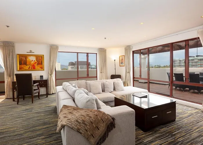 Fino Hotel & Suites